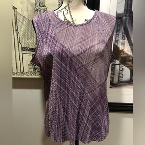 EUC Women’s Sag Harbor Tank Style Top